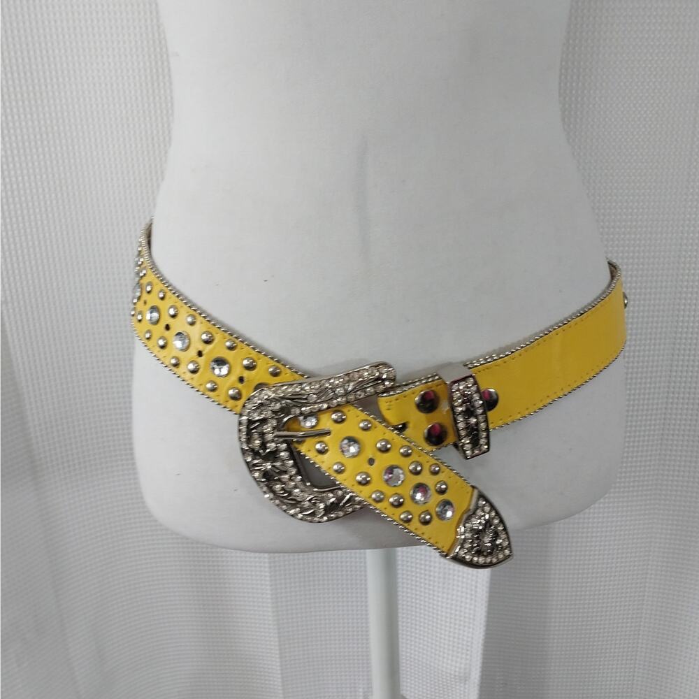 Yellow Rhinestone Skull Belt - Picture 4 of 9
